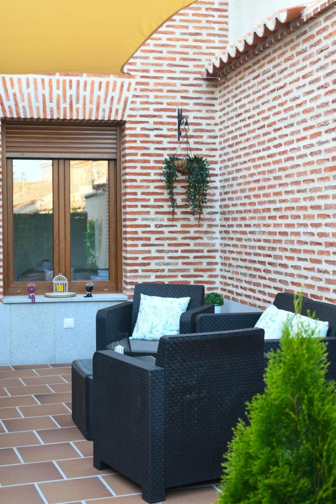 Casa Rural La Real Herreria 马德里加尔德拉萨尔塔斯托雷斯 外观 照片